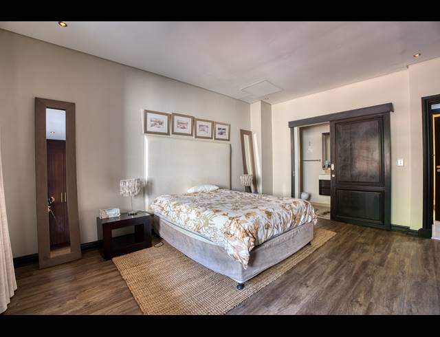 3 BEDROOM APARTMENT TO LET IN ZIMBALI ESTATE